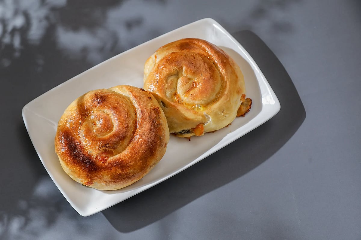 চিজ বোরেক