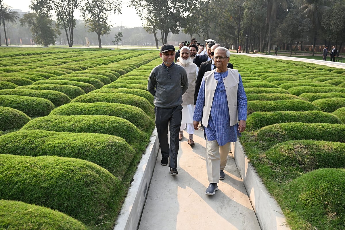 জুলাই গণ-অভ্যুত্থান স্মৃতি জাদুঘরের চূড়ান্ত পর্যায়ের কাজের অগ্রগতি পরিদর্শন করেন প্রধান উপদেষ্টা অধ্যাপক মুহাম্মদ ইউনূস। ঢাকা, ২০ জানুয়ারি