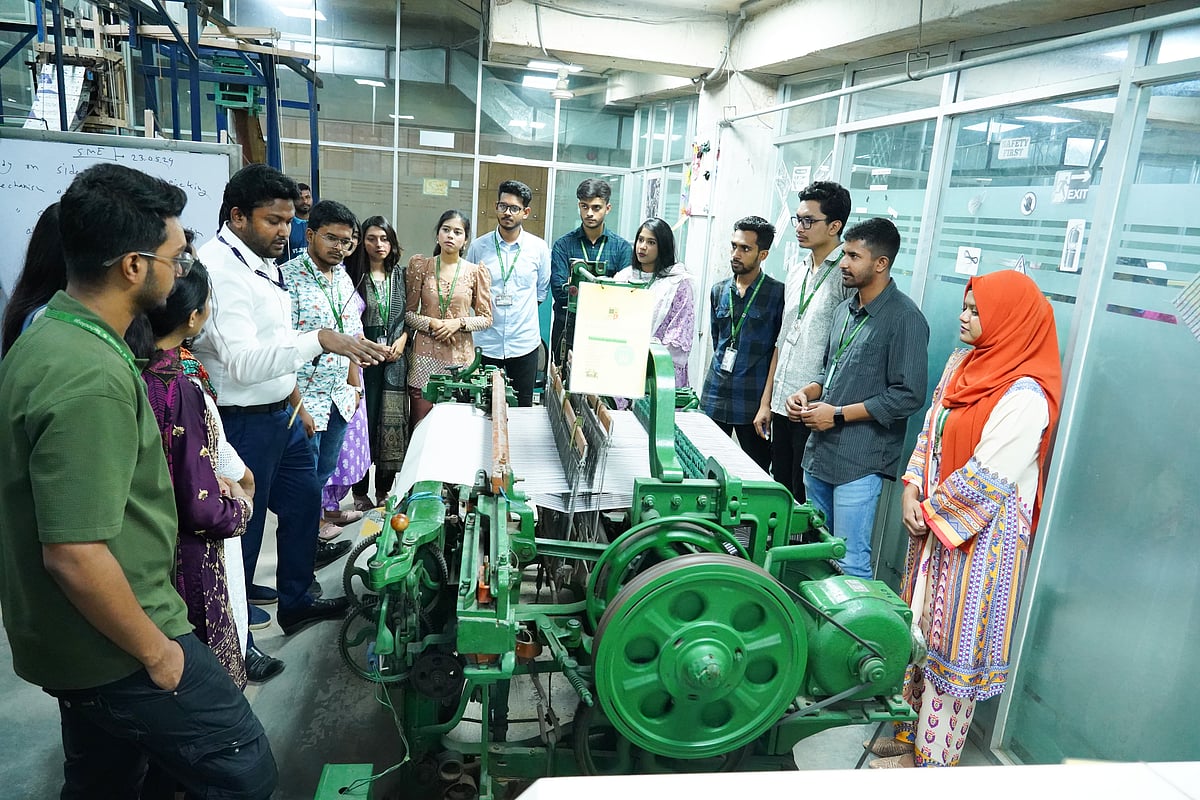 বিইউএফটিতে শিক্ষার্থীদের জন্য আছে আধুনিক ল্যাব–সুবিধা