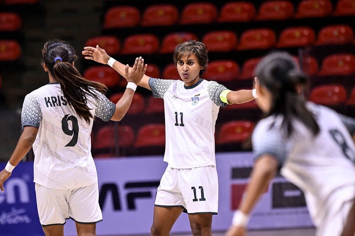 সাবিনা আজ মালদ্বীপের বিপক্ষে গোলের এমন উদ্‌যাপন করেছেন চারবার