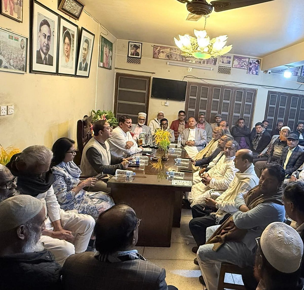 রাজশাহীতে তারেক রহমানের নির্বাচনী সভা উপলক্ষে প্রস্তুতি সভা। গতকাল শনিবার রাতে নগরের পদ্মা আবাসিক এলাকায় অবস্থিত মিজানুর রহমান মিনুর বাসায়