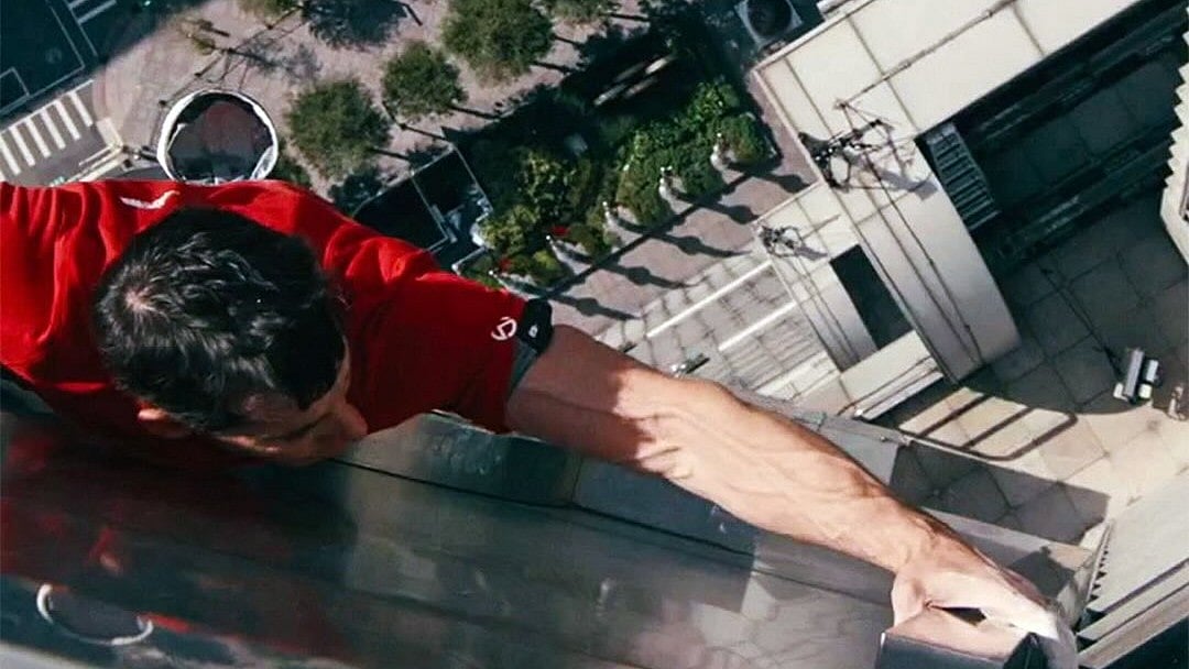 তাইপে ১০১ ভবনে উঠছেন অ্যালেক্স হনোল্ড