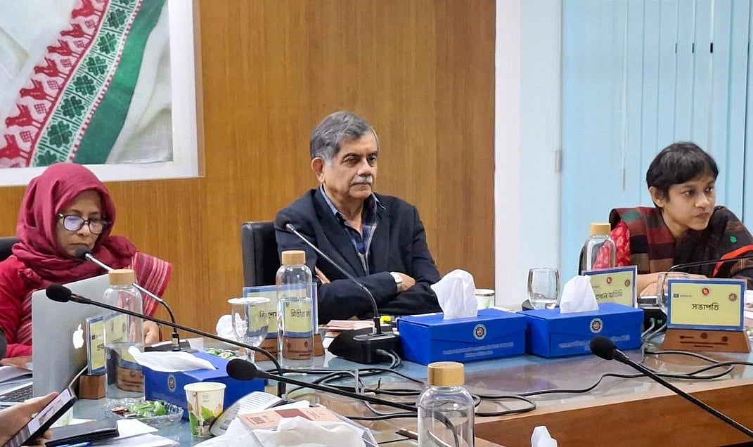 বুধবার রাজধানীর সেগুনবাগিচায় বাংলাদেশ ইউনেসকো জাতীয় কমিশন (বিএনসিইউ) আয়োজিত সংলাপে প্রধান অতিথি ছিলেন শিক্ষা উপদেষ্টা অধ্যাপক সি আর আবরার