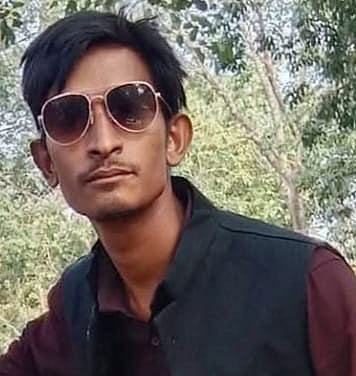 নিহত উবারচালকের নাম মুজিবুর রহমান (২৮)