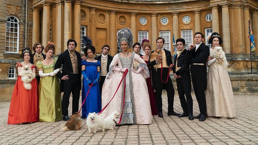 আঠারো শতকের শুরুর দিকের ফ্যাশনকে ‘ব্রিজেটন’ নাটকীয়ভাবে তুলে ধরেছে