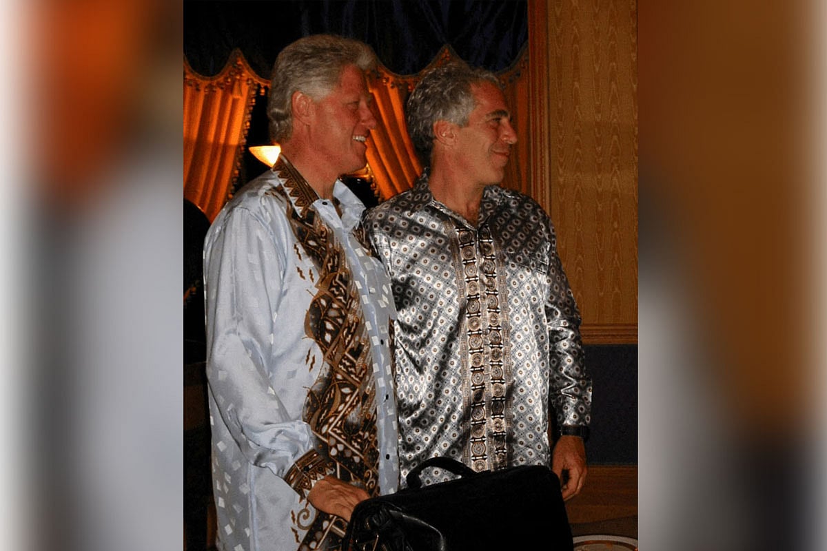 জেফরি এপস্টেইনের সঙ্গে সাবেক মার্কিন প্রেসিডেন্ট বিল ক্লিনটন