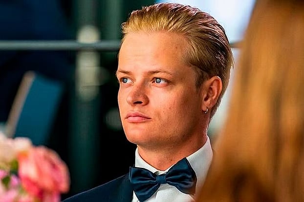 নরওয়ের ক্রাউন প্রিন্সেসের ছেলে মারিয়াস বোর্গ হোইবি