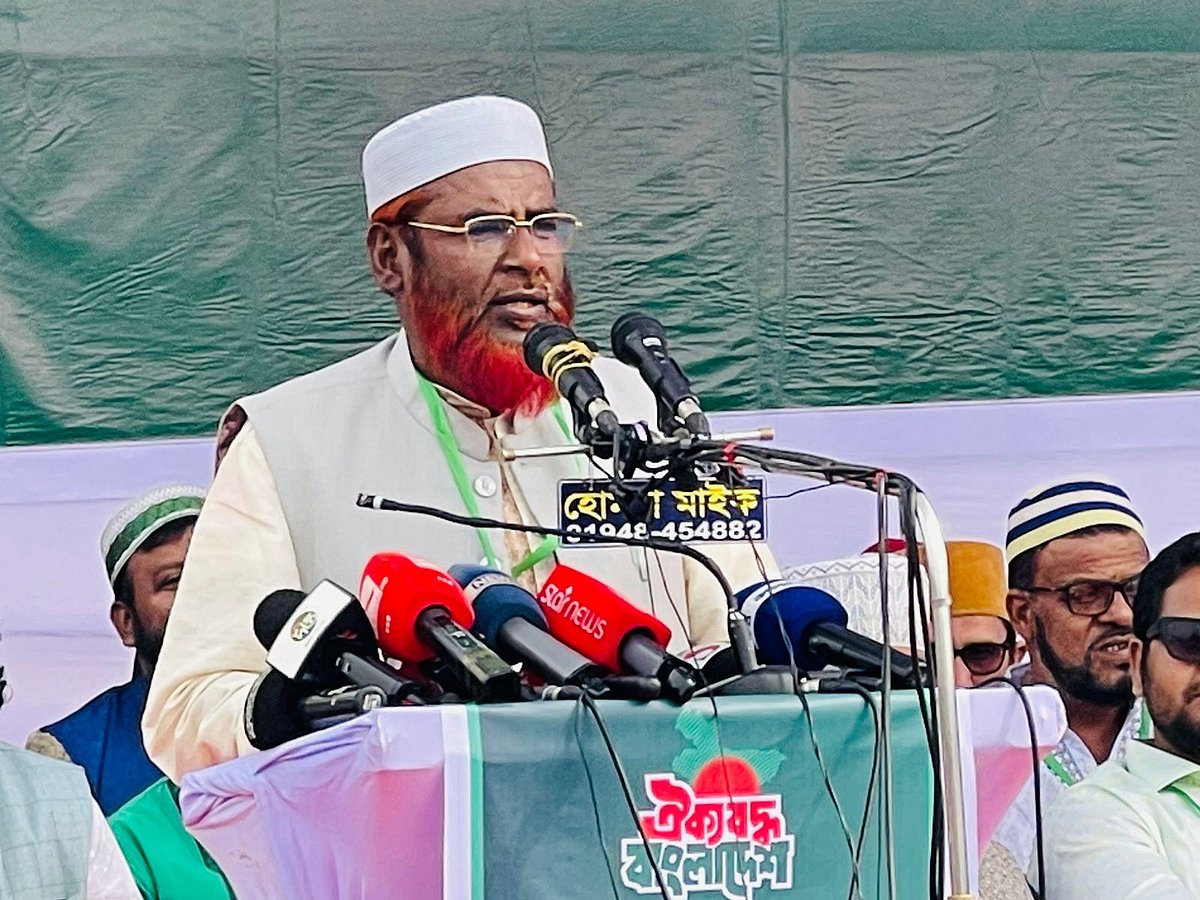 নারায়ণগঞ্জের সিদ্ধিরগঞ্জের শিমরাইল মোড় ট্রাকস্ট্যান্ড মাঠে জনসভায় প্রধান অতিথির বক্তব্য দেন জামায়াতের সেক্রেটারি জেনারেল মিয়া গোলাম পরওয়ার। বুধবার দুপুরে