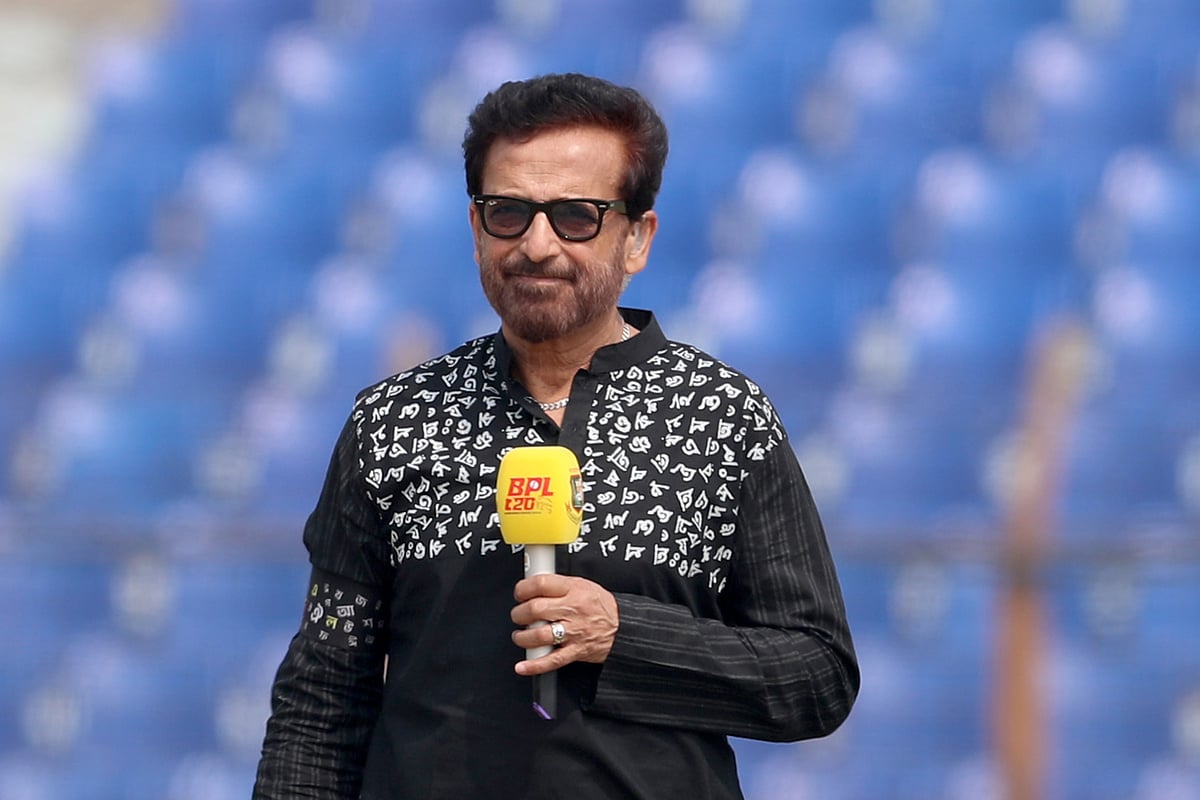 জাতীয় দলের সাবেক ক্রিকেটার ও ধারাভাষ্যকার আতহার আলী খান