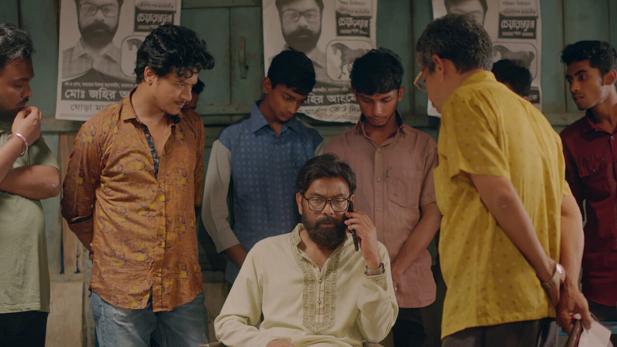 ‘মাস্টার’ সিনেমার দৃশ্যে নাসির উদ্দিন খান ও শরীফ সিরাজ