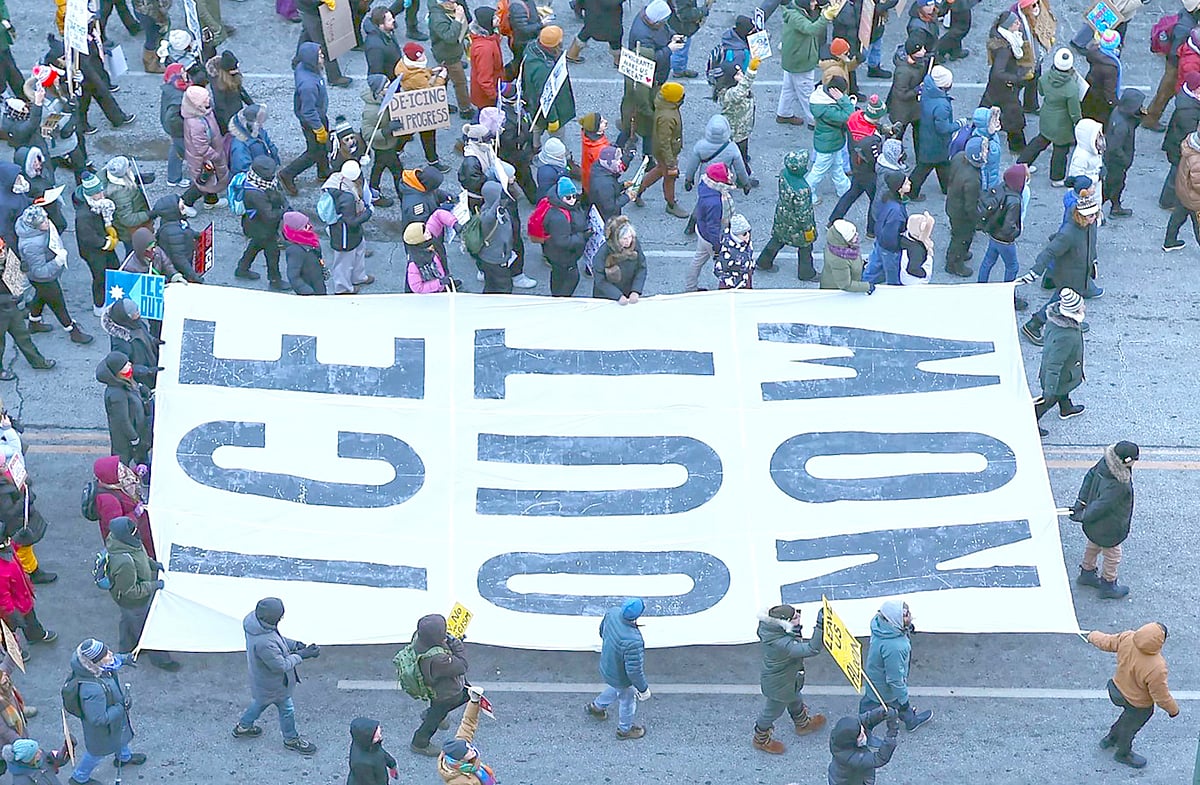 ট্রাম্প সরকারের অভিবাসন নীতির বিরুদ্ধে বিক্ষোভ। ৩০ জানুয়ারি ২০২৬, মিনিয়াপোলিস