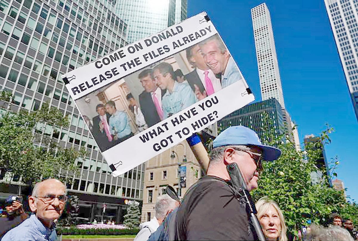 এপস্টিন কেলেঙ্কারির প্রতিবাদে যুক্তরাষ্ট্রে বিক্ষোভ