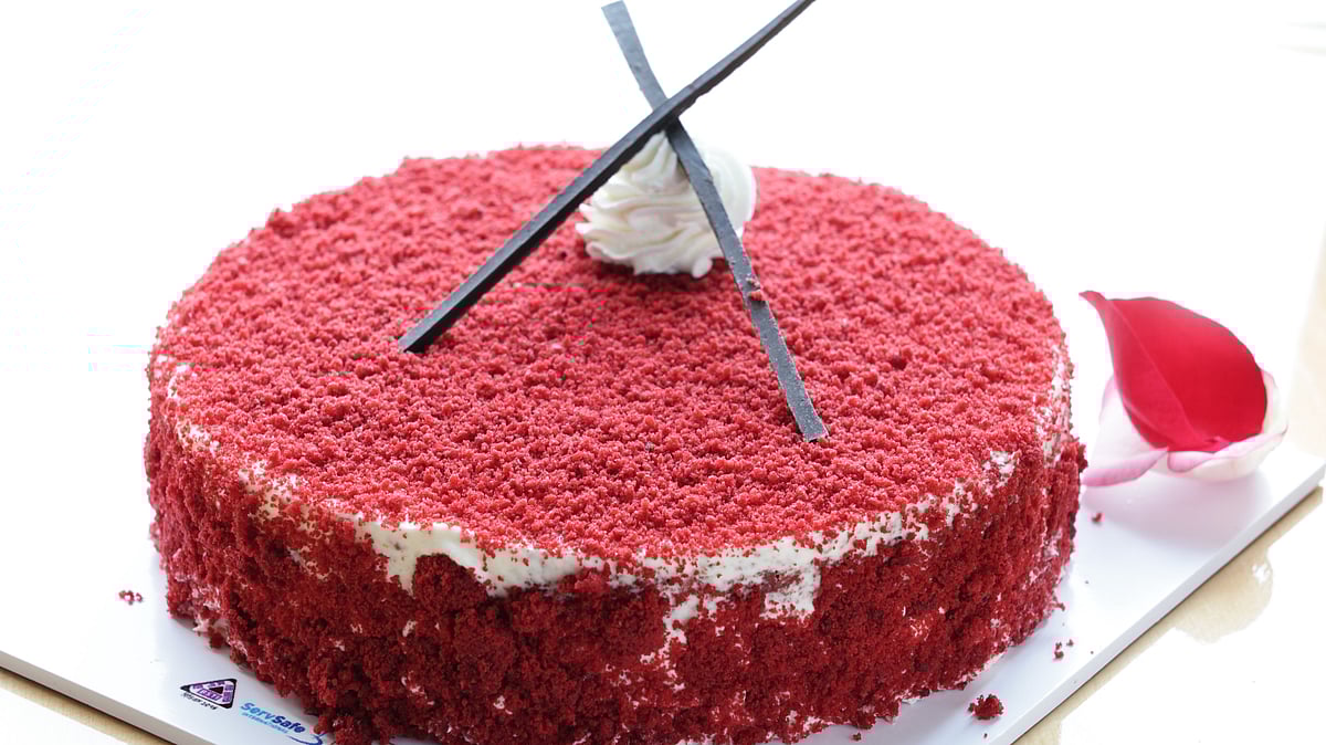রেড ভেলভেট কেক