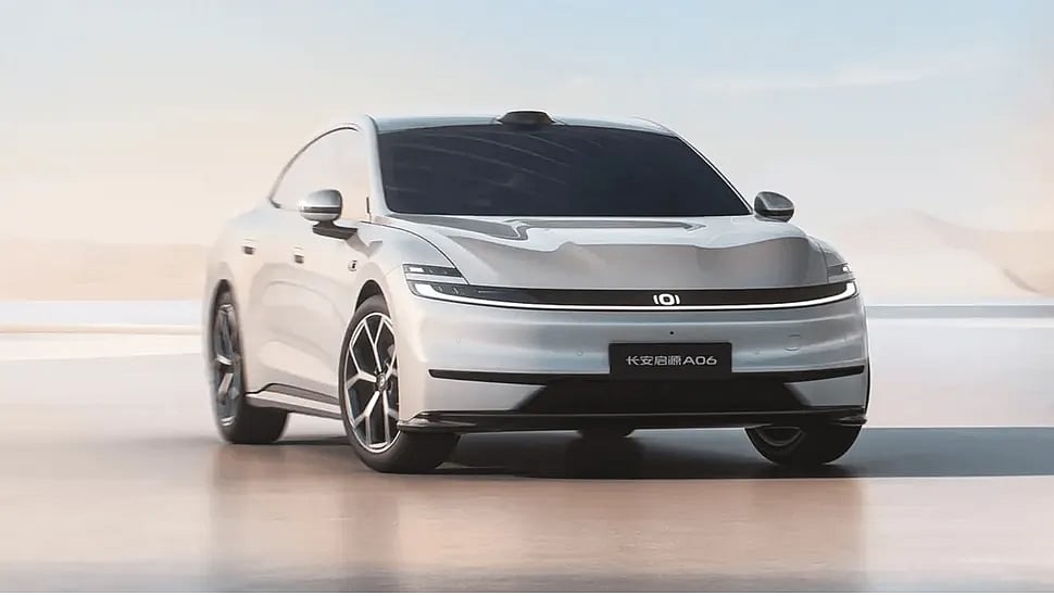 সোডিয়াম আয়ন ব্যাটারিযুক্ত বৈদ্যুতিক গাড়ি