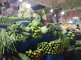 তেলের দাম ও বৃষ্টির প্রভাবে সবজির বাজার চড়া