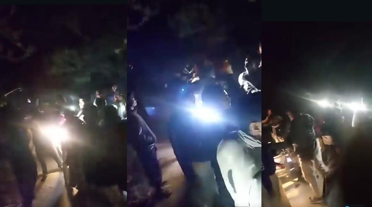 রাজশাহীর গোদাগাড়ী উপজেলার গোগ্রাম ইউনিয়নের আলীপুরে উপজেলা জামায়াতের আমিরের গাড়ি ঘেরাও করা হয়েছে। গতকাল মঙ্গলবার দিবাগত রাত ১২টার দিকে