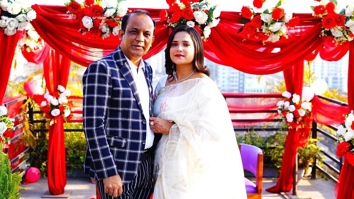 দীপু হাজরা ও সাথী আক্তার