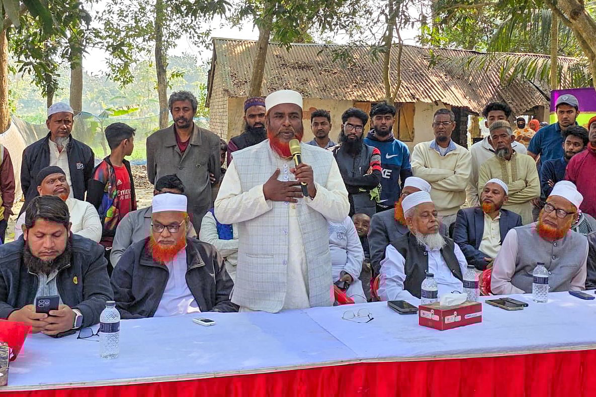 জামায়াতে ইসলামীর আয়োজনে নির্বাচনোত্তর কর্মী সমাবেশে বক্তব্য দেন মিয়া গোলাম পরওয়ার। রোববার সকালে খুলনার ফুলতলা আইডিয়াল পাবলিক স্কুল অ্যান্ড কলেজ চত্বরে