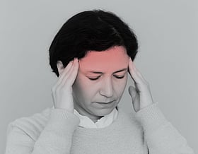 মানুষের মাথাব্যথা ও মাইগ্রেন হয় কেন