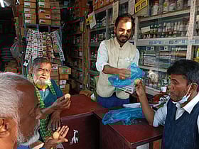 মন্ত্রী হলেন নরসিংদীর চারবারের এমপি সাখাওয়াত হোসেন, এলাকায় মিষ্টি বিতরণ