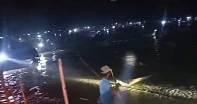 সুনামগঞ্জে শত শত মানুষ প্রকাশ্যে জলমহালের মাছ লুটে নিয়েছে