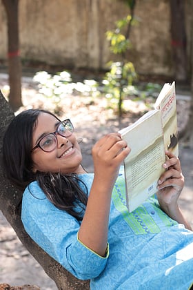 তবু তুমি বই পড়ো