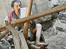 স্কুলে ছিলেন সেরাদের একজন, মানসিক সমস্যায় শিকলে বন্দিজীবন হাসানের