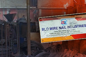 চাঁদা না দেওয়ায় রপ্তানিমুখী কারখানা লুট, আসামিকে ধরেও ছেড়ে দেওয়ার অভিযোগ পুলিশের বিরুদ্ধে