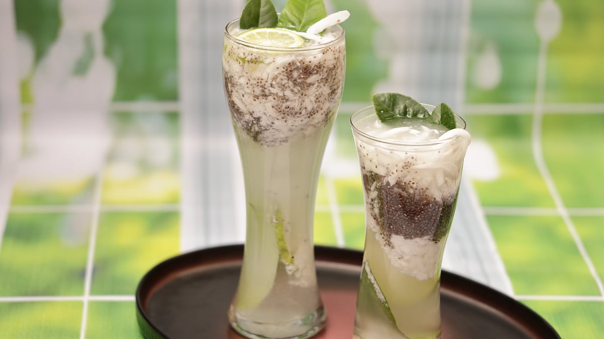 চিয়া নারকেলের শরবত