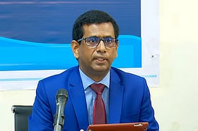 বিদায়ের দিনে তাজুলের বিরুদ্ধে দুর্নীতির অভিযোগ