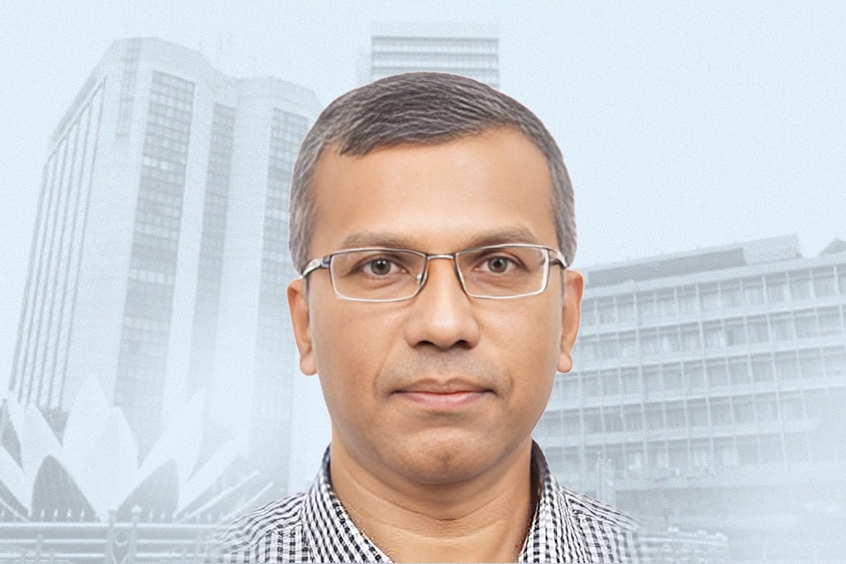 বাংলাদেশ ব্যাংকের গভর্নর মো. মোস্তাকুর রহমান 