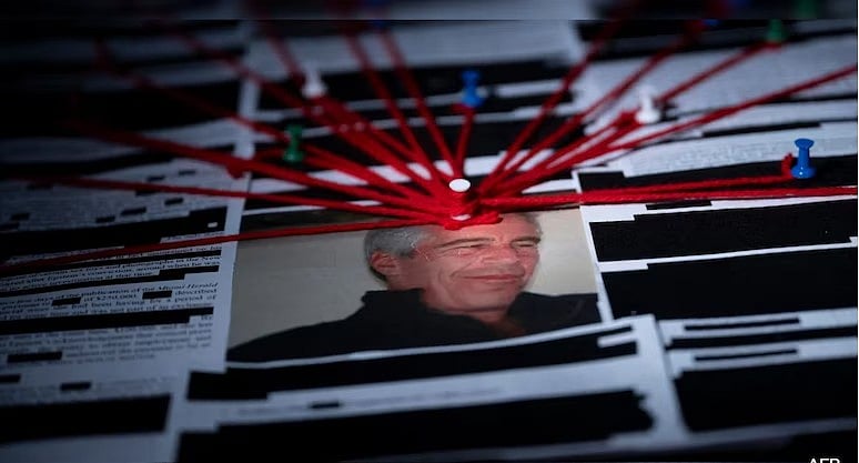 দণ্ডিত প্রয়াত যৌন অপরাধী জেফরি এপস্টিন