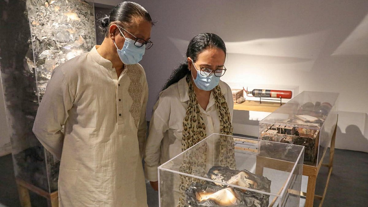 আপন আহসান ও ত্রপা মজুমদার