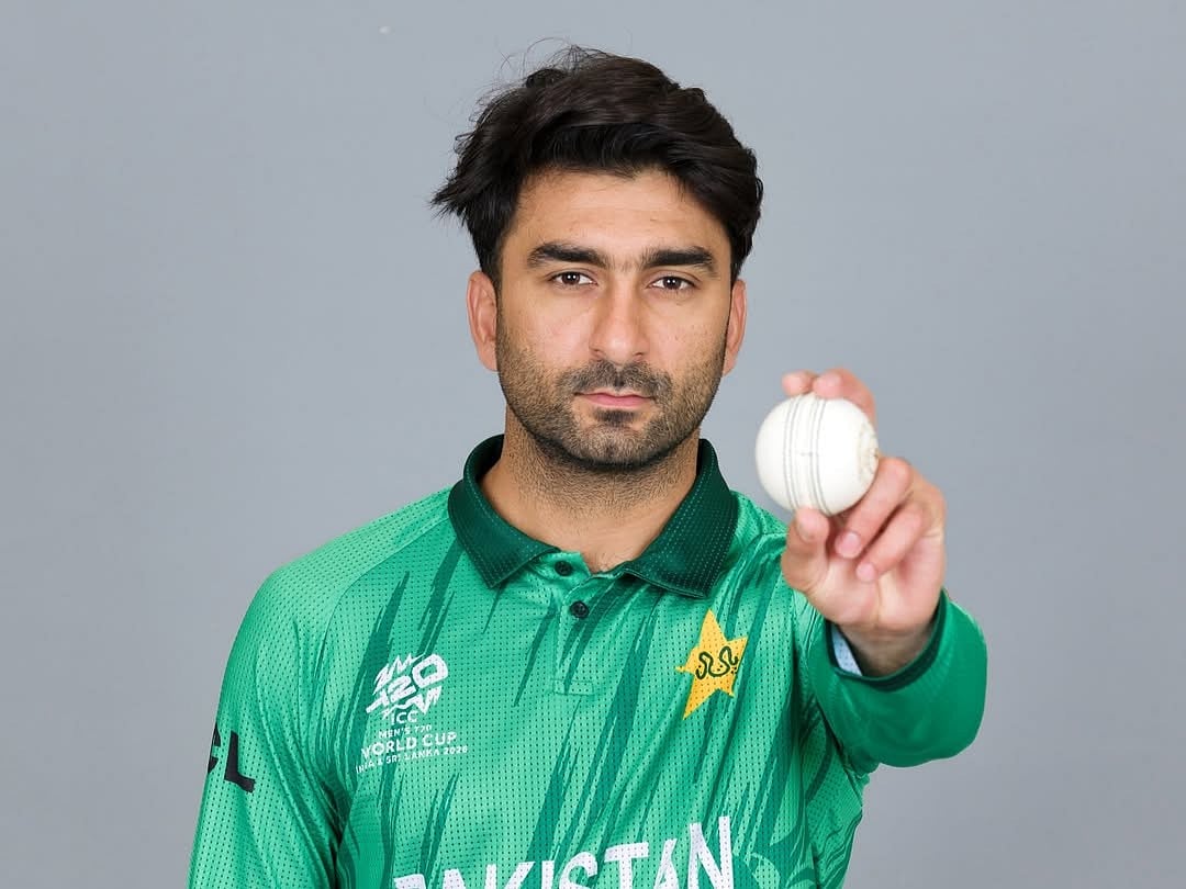 পাকিস্তানের পেসার সালমান মির্জা