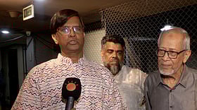 অন্তর্বর্তী সরকার কোনো চেষ্টাই করেনি এই ধ্বংস আটকানোর: আলমগীর কবির