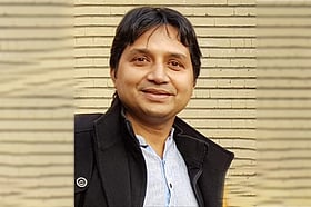 ইরানের মানুষ কখনোই স্বকীয়তা বিসর্জন দেয়নি