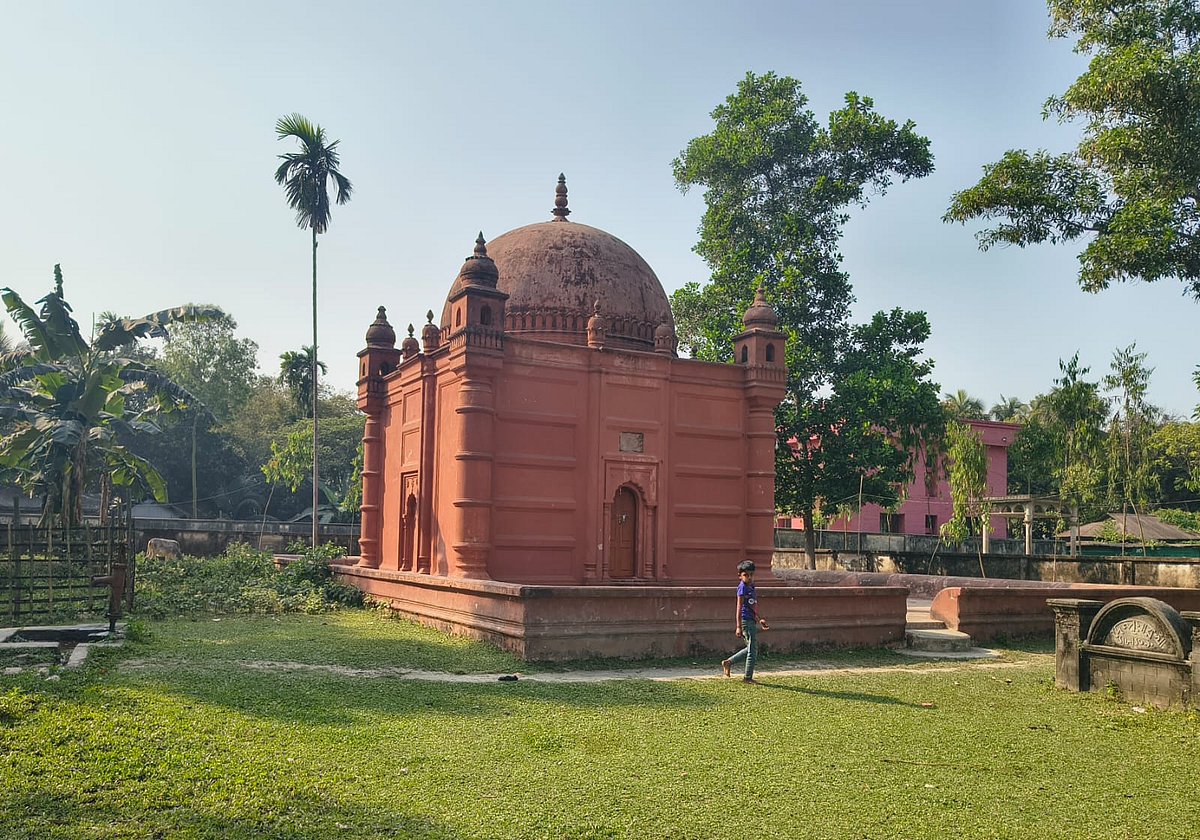 শেরপুরের ঝিনাইগাতী উপজেলায় ৪১৮ বছর ধরে দাঁড়িয়ে থাকা এক গম্বুজের ঐতিহাসিক নিদর্শন ঘাঘড়া লস্কর খানবাড়ি জামে মসজিদ