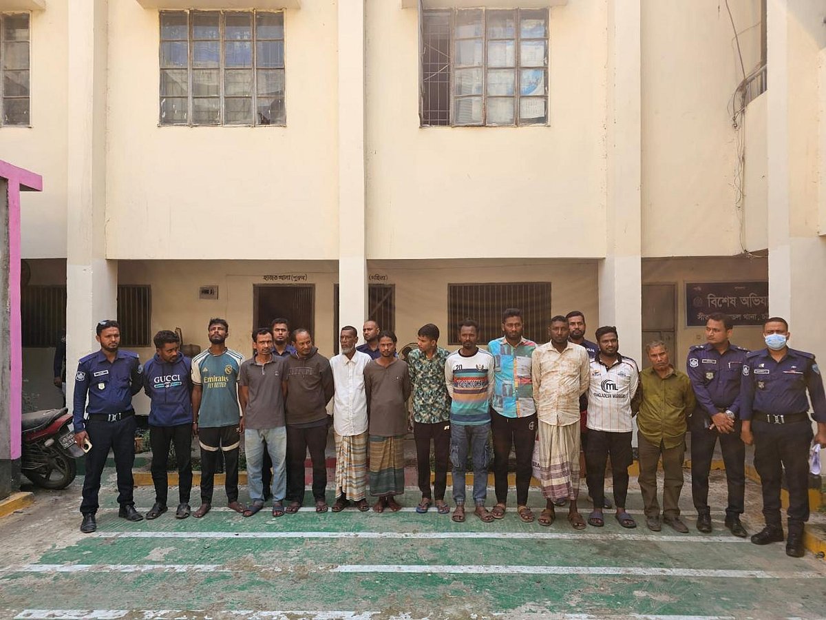 চট্টগ্রামের সীতাকুণ্ডে একেএস স্টিল কারখানায় হামলার সঙ্গে জড়িত সাত জনকে গ্রেপ্তার করে পুলিশ