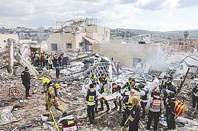 খামেনিকে হত্যার পর ইরানের ভবিষ্যৎ কী