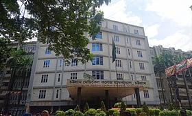 সীতাকুণ্ডের পাহাড়ি এলাকায় শ্বাসনালি কাটা সেই মেয়েটি মারা গেছে