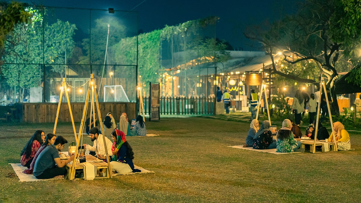 এয়ারফোর্স বেজক্যাম্পে করা যাবে ইফতার আর সাহ্রি