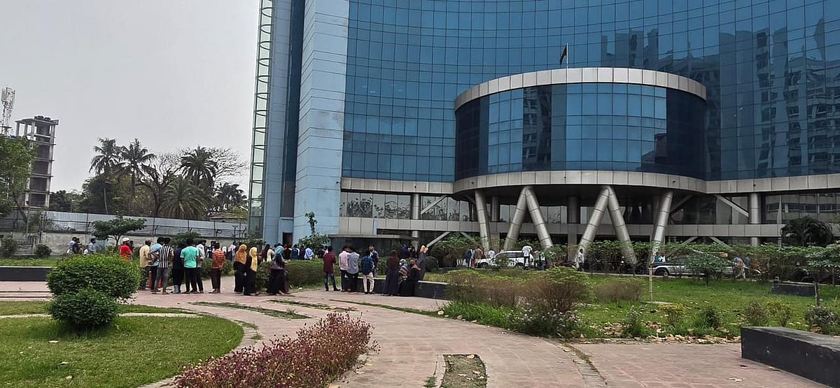 যশোরের সফটওয়্যার টেকনোলজি পার্ক, এখানে চালডাল ডটকমের কল সেন্টার