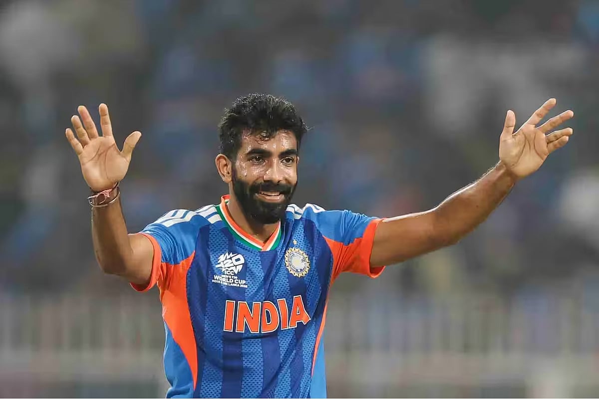 এবারের বিশ্বকাপে বুমরার ইকোনমি রেট মাত্র ৬.৩০, আর স্ট্রাইক রেট ১৩.৩৩।