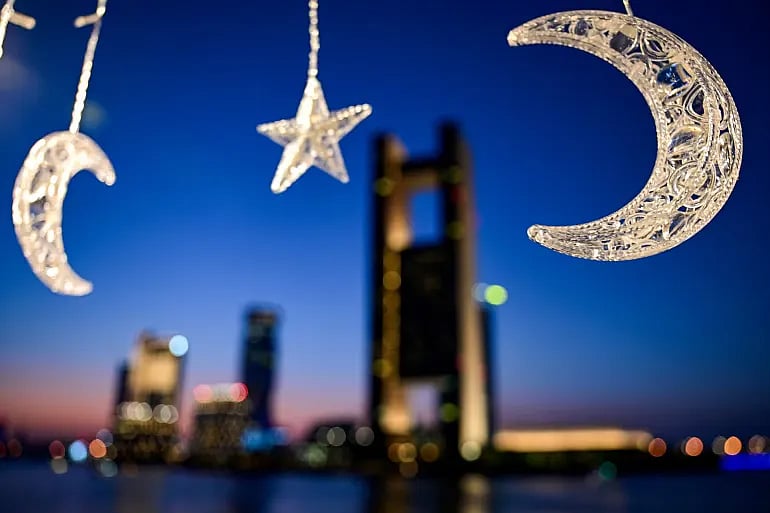 রমজানে বাহরাইনের রাজপথের সাজ