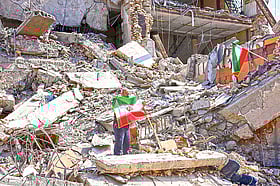 যুদ্ধ দীর্ঘস্থায়ী হলে কী কী চাপে পড়বে ইসরায়েল