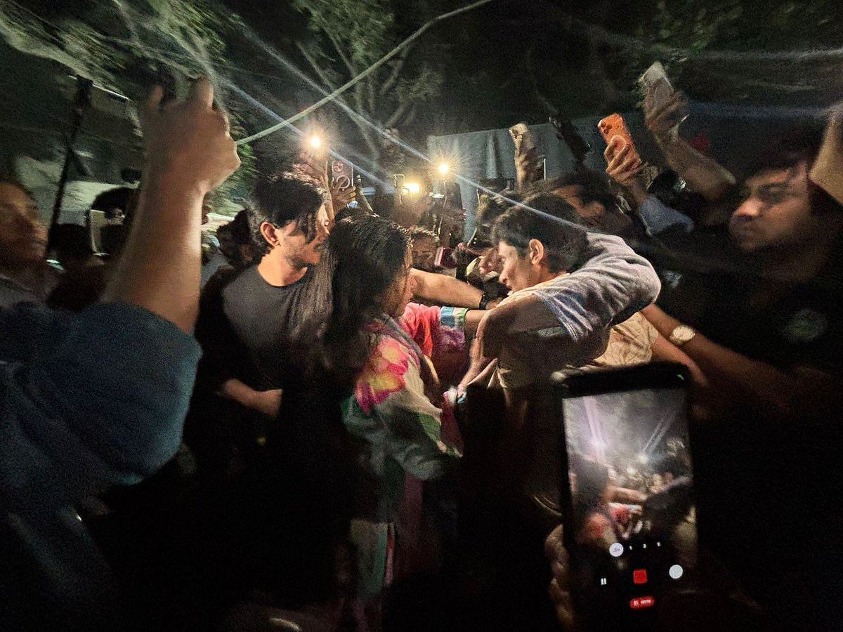 শাহবাগ থানার ভেতরে মারধরের ঘটনা ঘটে