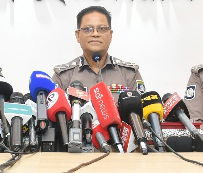 পুলিশের মহাপরিদর্শক (আইজিপি) আলী হোসেন ফকির