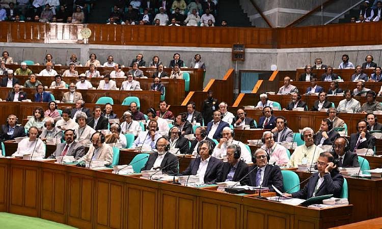 ত্রয়োদশ জাতীয় সংসদের প্রথম অধিবেশনের প্রথম দিনের চিত্র