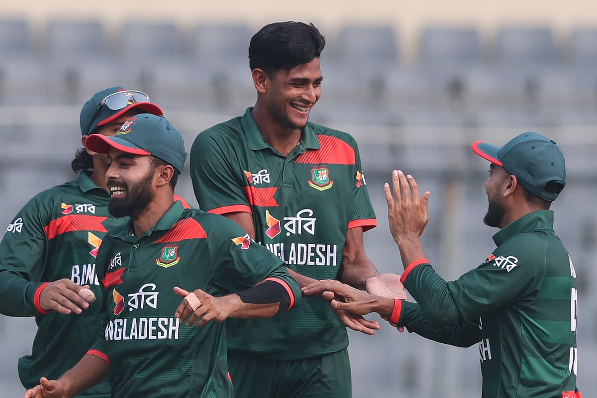 সিরিজ নির্ধারণী তৃতীয় ওয়ানডে আজ