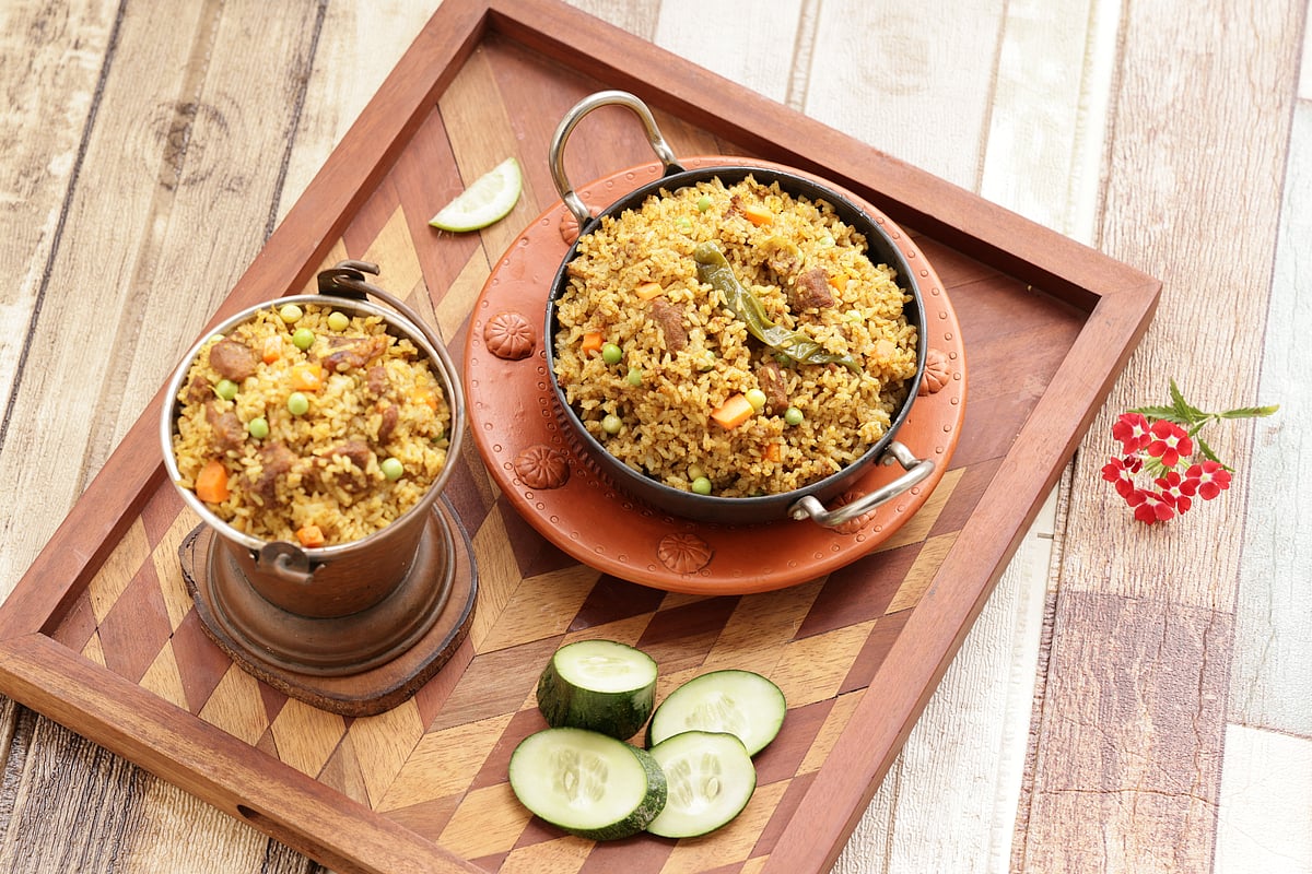 সিলেটের আখনি বিরিয়ানি